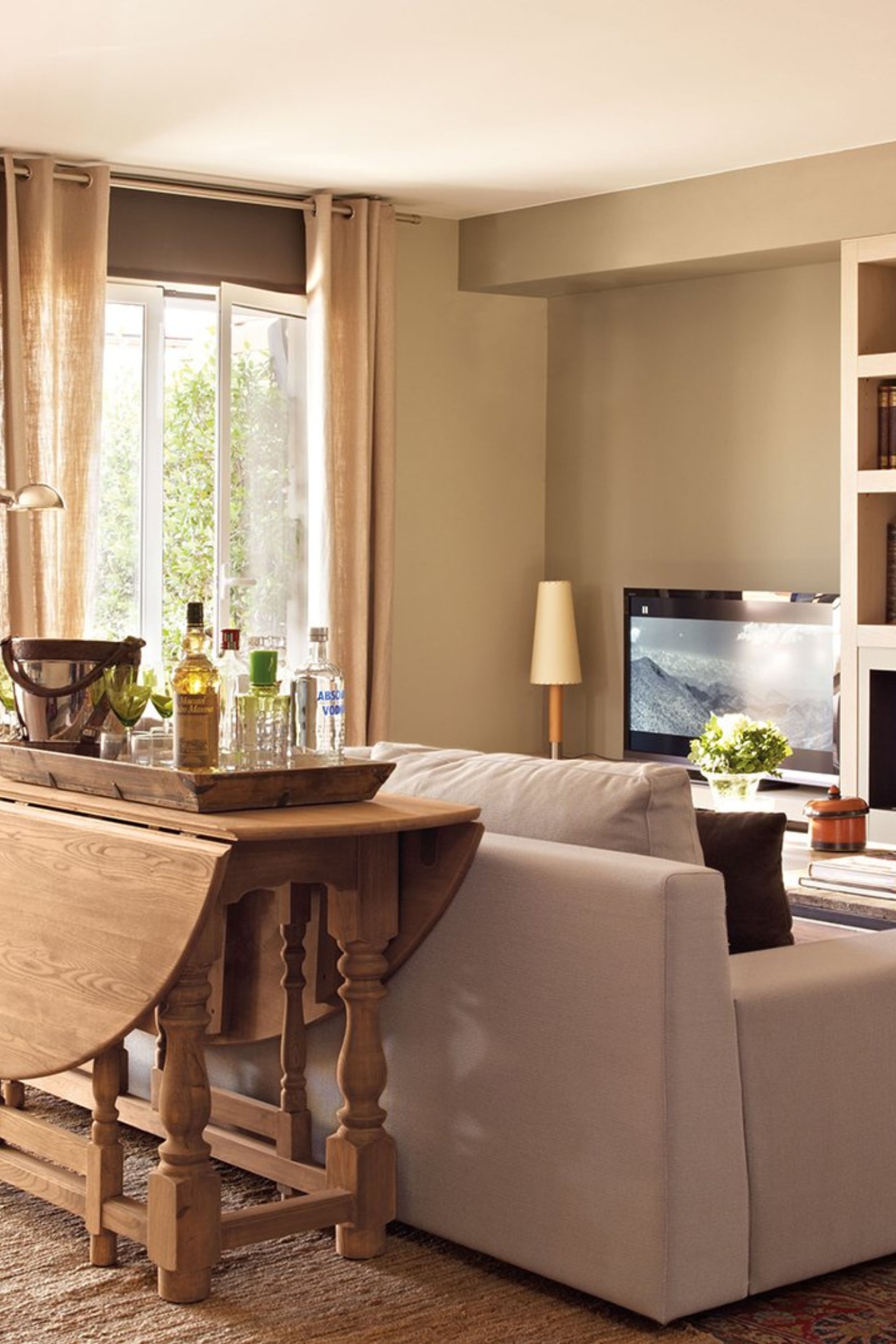 Los 10 mejores trucos de interiorista para decorar un salón pequeño en ...